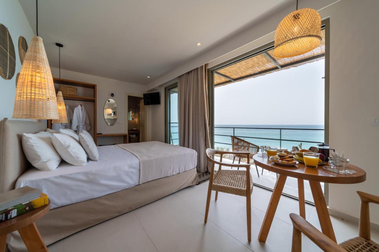 Thea Beachfront Suites In Lourdas Beach Lourdata  Zewnętrze zdjęcie